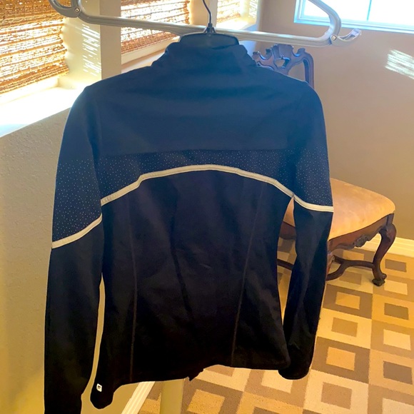 Jacket - Picture 2 of 4